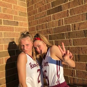 Meet your Posher, Casey